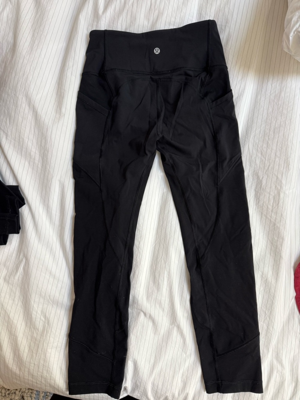 Bundle of 5 lululemon compression leggings, size 6